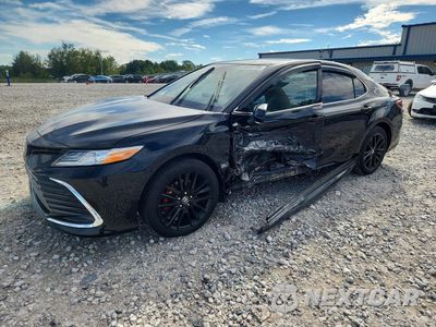 2022 TOYOTA CAMRY XLE 4T1F31AK7NU596520 - główne zdjęcie licytacji z USA - miniatura