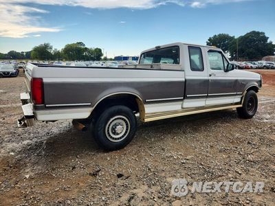 Trzecie zdjęcie samochodu z tyłu: 1993 FORD F250 VIN:1FTHX25M5PKA92825 - miniatura