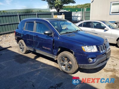 Czwarte zdjęcie samochodu z boku: 2012 JEEP COMPASS SPORT VIN:1C4NJDBB1CD578503 - miniatura