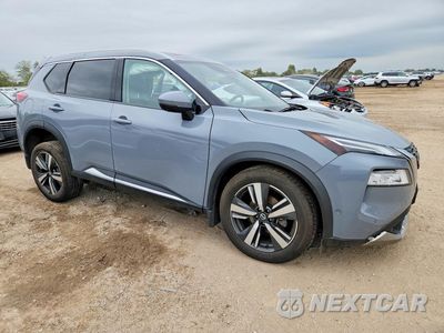 Czwarte zdjęcie samochodu z boku: 2021 NISSAN ROGUE PLATINUM VIN:JN8AT3DD3MW321323 - miniatura