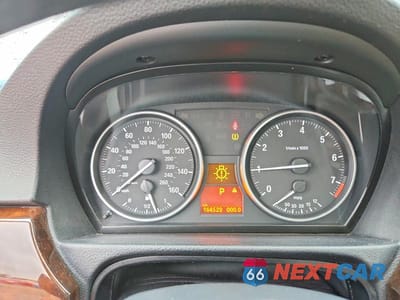 Zdjęcie 9 z 12 samochodu: 2011 BMW 328 XI VIN:WBAPK7G56BNN69716 - miniatura