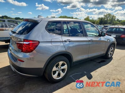Trzecie zdjęcie samochodu z tyłu: 2011 BMW X3 XDRIVE28I VIN:5UXWX5C53BL704705 - miniatura