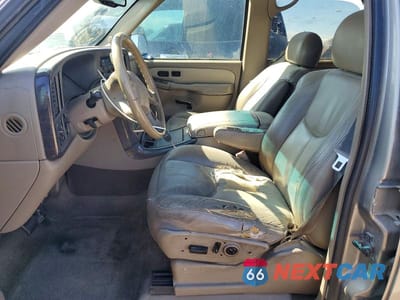 Zdjęcie 7 z 13 samochodu: 2003 GMC YUKON DENALI VIN:1GKEK63U73J172336 - miniatura
