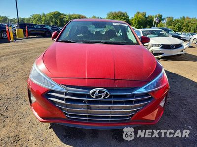Piąte zdjęcie samochodu w środku: 2019 HYUNDAI ELANTRA SEL VIN:5NPD84LF1KH458122 - miniatura
