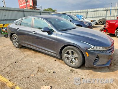 Czwarte zdjęcie samochodu z boku: 2021 KIA K5 LXS VIN:5XXG14J21MG055905 - miniatura