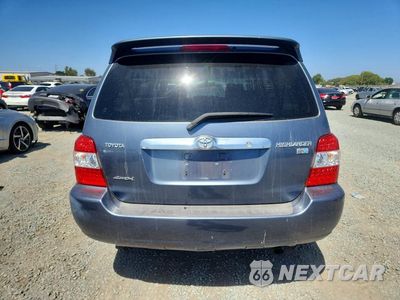 Zdjęcie 6 z 13 samochodu: 2006 TOYOTA HIGHLANDER HYBRID VIN:JTEEW21A660012133 - miniatura