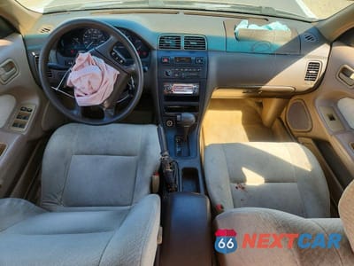 Zdjęcie 8 z 12 samochodu: 1996 NISSAN MAXIMA GXE VIN:JN1CA21D8TM418412 - miniatura