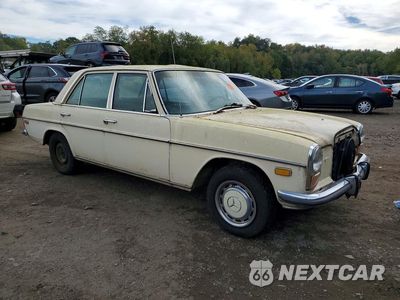 Czwarte zdjęcie samochodu z boku: 1973 MERCEDES-BENZ UK VIN:11511012281661 - miniatura