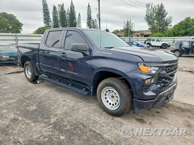 Czwarte zdjęcie samochodu z boku: 2022 CHEVROLET SILVERADO C1500 CUSTOM VIN:1GCPABEK7NZ632787 - miniatura