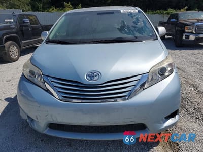 Piąte zdjęcie samochodu w środku: 2015 TOYOTA SIENNA LE VIN:5TDKK3DC9FS631196 - miniatura