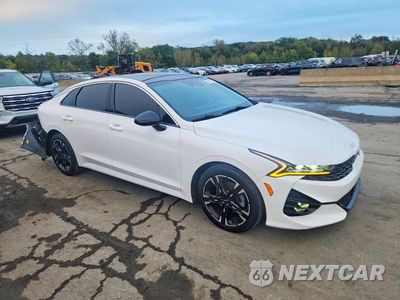 Czwarte zdjęcie samochodu z boku: 2023 KIA K5 GT LINE VIN:5XXG64J23PG220813 - miniatura