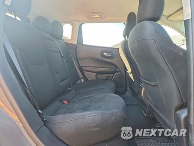 Zdjęcie 10 z 13 samochodu: 2019 JEEP COMPASS SPORT VIN:3C4NJDAB5KT850187 - miniatura