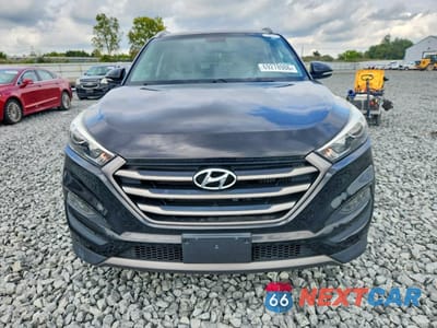 Piąte zdjęcie samochodu w środku: 2016 HYUNDAI TUCSON SPORT VIN:KM8J3CA21GU032211 - miniatura