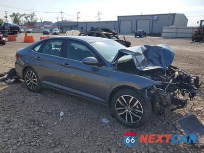 Czwarte zdjęcie samochodu z boku: 2026 VOLKSWAGEN JETTA SE VIN:3VW7W7BU8TM013325 - miniatura