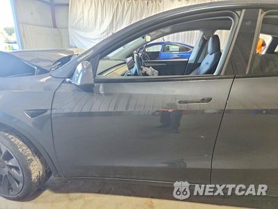 Zdjęcie 7 z 12 samochodu: 2022 TESLA MODEL Y VIN:7SAYGDEE1NA017196 - miniatura