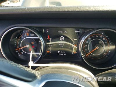 Zdjęcie 9 z 13 samochodu: 2019 JEEP WRANGLER UNLIMITED SAHARA VIN:1C4HJXEG9KW570948 - miniatura