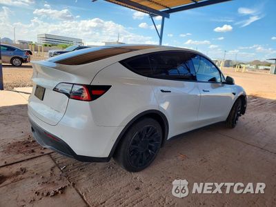 Trzecie zdjęcie samochodu z tyłu: 2020 TESLA MODEL Y VIN:5YJYGDEE4LF037357 - miniatura