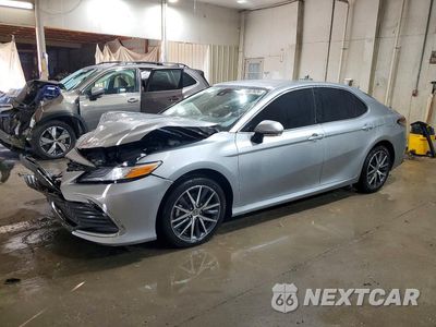 2023 TOYOTA CAMRY XLE 4T1F31AK2PU618037 - główne zdjęcie licytacji z USA - miniatura