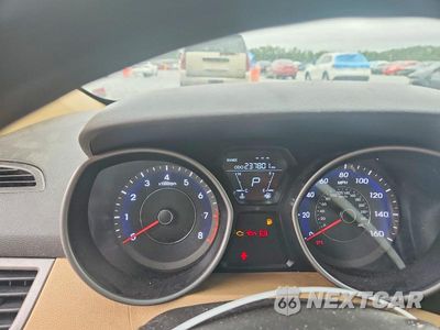 Zdjęcie 9 z 12 samochodu: 2013 HYUNDAI ELANTRA VIN:5NPDH4AE5DH242271 - miniatura