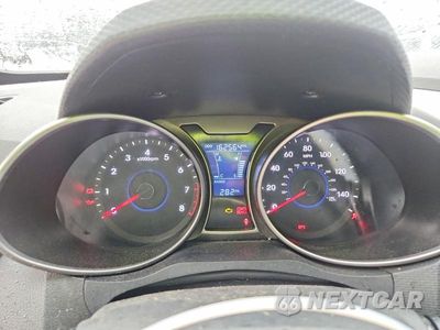 Zdjęcie 9 z 12 samochodu: 2013 HYUNDAI VELOSTER BASE VIN:KMHTC6AD3DU106218 - miniatura