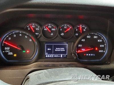 Zdjęcie 9 z 12 samochodu: 2025 CHEVROLET SILVERADO K1500 VIN:1GCPKAEK4SZ320008 - miniatura
