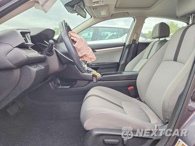 Zdjęcie 7 z 12 samochodu: 2019 HONDA CIVIC EX VIN:19XFC1F30KE014760 - miniatura