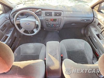 Zdjęcie 8 z 12 samochodu: 2004 FORD TAURUS SE VIN:1FAFP53UX4A111601 - miniatura