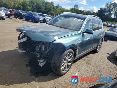 2025 BMW X7 XDRIVE40I 5UX23EM08S9W46164 - główne zdjęcie licytacji z USA - miniatura