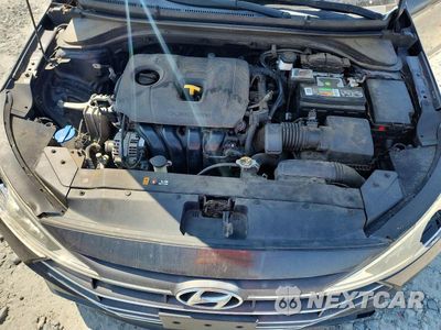 Zdjęcie 11 z 12 samochodu: 2020 HYUNDAI ELANTRA SEL VIN:5NPD84LF5LH582945 - miniatura