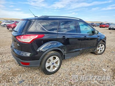 Trzecie zdjęcie samochodu z tyłu: 2016 FORD ESCAPE SE VIN:1FMCU9GX8GUB96163 - miniatura