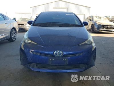 Piąte zdjęcie samochodu w środku: 2017 TOYOTA PRIUS TWO VIN:JTDKBRFU5H3050470 - miniatura