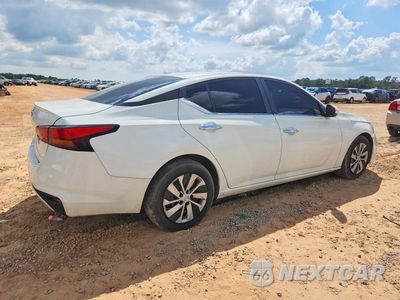 Trzecie zdjęcie samochodu z tyłu: 2019 NISSAN ALTIMA S VIN:1N4BL4BV6KC230715 - miniatura