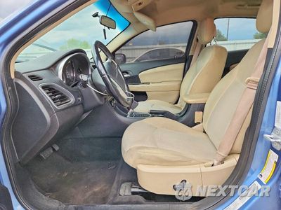 Zdjęcie 7 z 12 samochodu: 2011 CHRYSLER 200 TOURING VIN:1C3BC1FG7BN538506 - miniatura