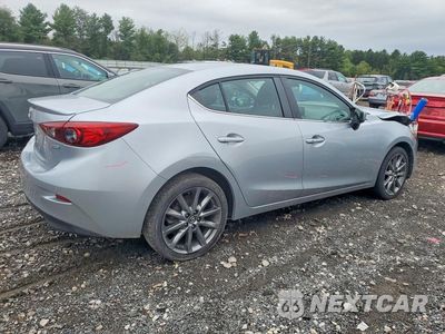 Trzecie zdjęcie samochodu z tyłu: 2018 MAZDA 3 TOURING VIN:3MZBN1V36JM170331 - miniatura
