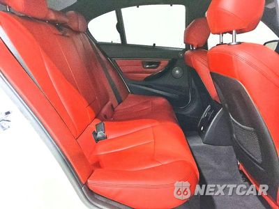 Zdjęcie 10 z 12 samochodu: 2012 BMW 335 I VIN:WBA3A9G5XCNP35590 - miniatura
