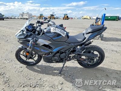 Trzecie zdjęcie samochodu z tyłu: 2025 KAWASAKI EX500 VIN:ML5EXGG19SDA63129 - miniatura