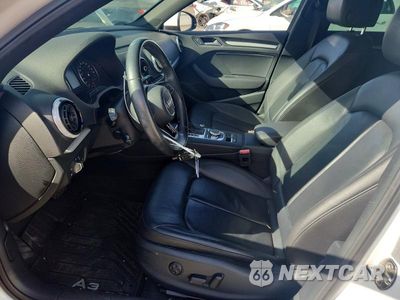 Zdjęcie 7 z 12 samochodu: 2017 AUDI A3 PREMIUM VIN:WAUAUGFF6H1027381 - miniatura