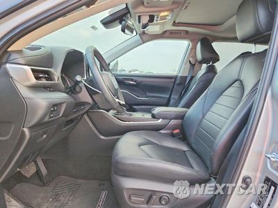 Zdjęcie 7 z 13 samochodu: 2025 TOYOTA HIGHLANDER XLE VIN:5TDKDRAH8SS551623 - miniatura