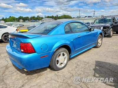 Trzecie zdjęcie samochodu z tyłu: 2000 FORD MUSTANG GT VIN:1FAFP42X2YF219029 - miniatura
