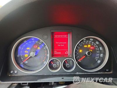 Zdjęcie 9 z 12 samochodu: 2008 VOLKSWAGEN GTI VIN:WVWEV71KX8W037078 - miniatura