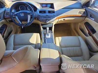 Zdjęcie 8 z 12 samochodu: 2008 HONDA ACCORD EXL VIN:1HGCP26898A141674 - miniatura