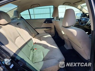 Zdjęcie 10 z 13 samochodu: 2017 HONDA ACCORD LX VIN:1HGCR2F30HA053692 - miniatura