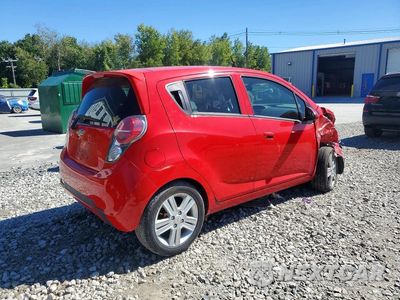 Trzecie zdjęcie samochodu z tyłu: 2015 CHEVROLET SPARK LS VIN:KL8CB6S92FC709454 - miniatura