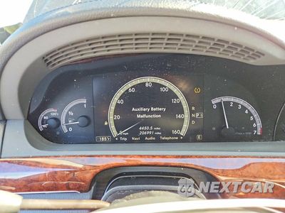 Zdjęcie 9 z 12 samochodu: 2011 MERCEDES-BENZ S 550 VIN:WDDNG7BB0BA361983 - miniatura