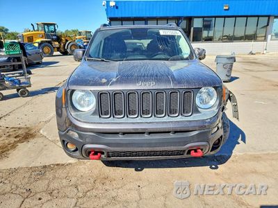 Piąte zdjęcie samochodu w środku: 2017 JEEP RENEGADE TRAILHAWK VIN:ZACCJBCB4HPG53875 - miniatura