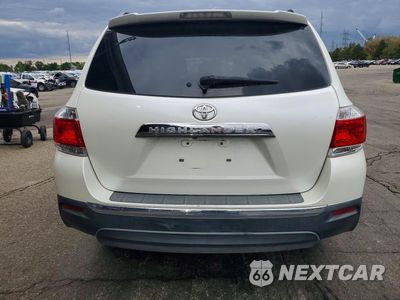 Zdjęcie 6 z 13 samochodu: 2012 TOYOTA HIGHLANDER BASE VIN:5TDZK3EH0CS084839 - miniatura