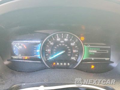 Zdjęcie 9 z 13 samochodu: 2017 FORD EXPLORER XLT VIN:1FM5K7D87HGE09703 - miniatura