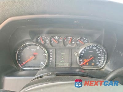 Zdjęcie 9 z 12 samochodu: 2017 CHEVROLET SILVERADO K2500 HEAVY DUTY VIN:1GC1KUEY8HF221195 - miniatura