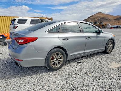 Trzecie zdjęcie samochodu z tyłu: 2016 HYUNDAI SONATA SE VIN:5NPE24AF9GH338696 - miniatura