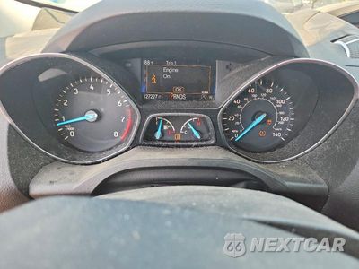 Zdjęcie 9 z 13 samochodu: 2017 FORD ESCAPE SE VIN:1FMCU9GD9HUA55786 - miniatura